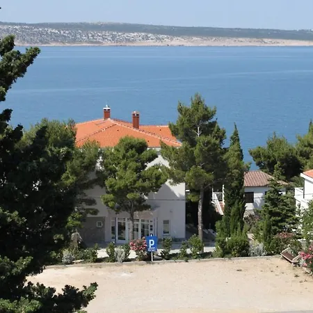 Penzion Quadruple Starigrad 3333g Starigrad Paklenica