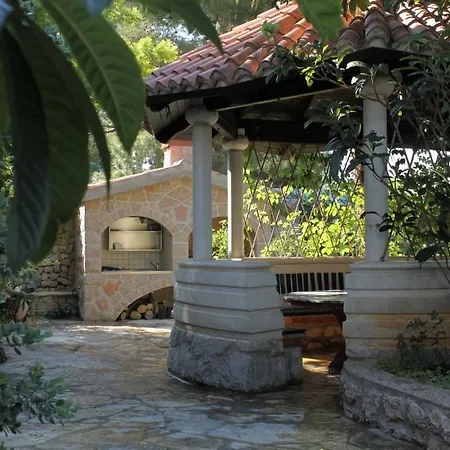Quadruple Starigrad 3333g Guest house 4*